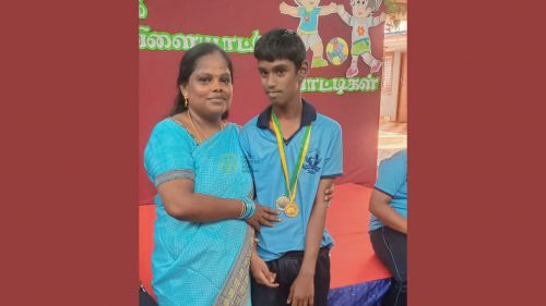 mom_n_son